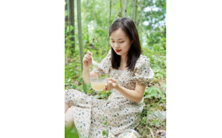 為何99%漂亮女性每天都在喝一杯有機(jī)野生葛根粉？