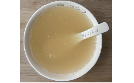 在陰雨連綿的都市，我靠這碗野生葛粉“呼吸”到了森林